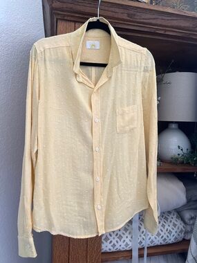 Light Yellow Casual Button-Down Shirt